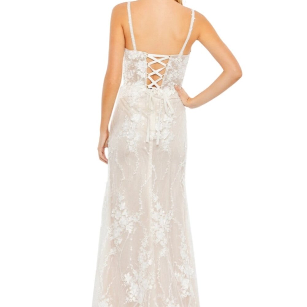 NWT $898 Size 12 Mac Duggal Floral Applique Sleeveless Mermaid Gown - Picture 3 of 7